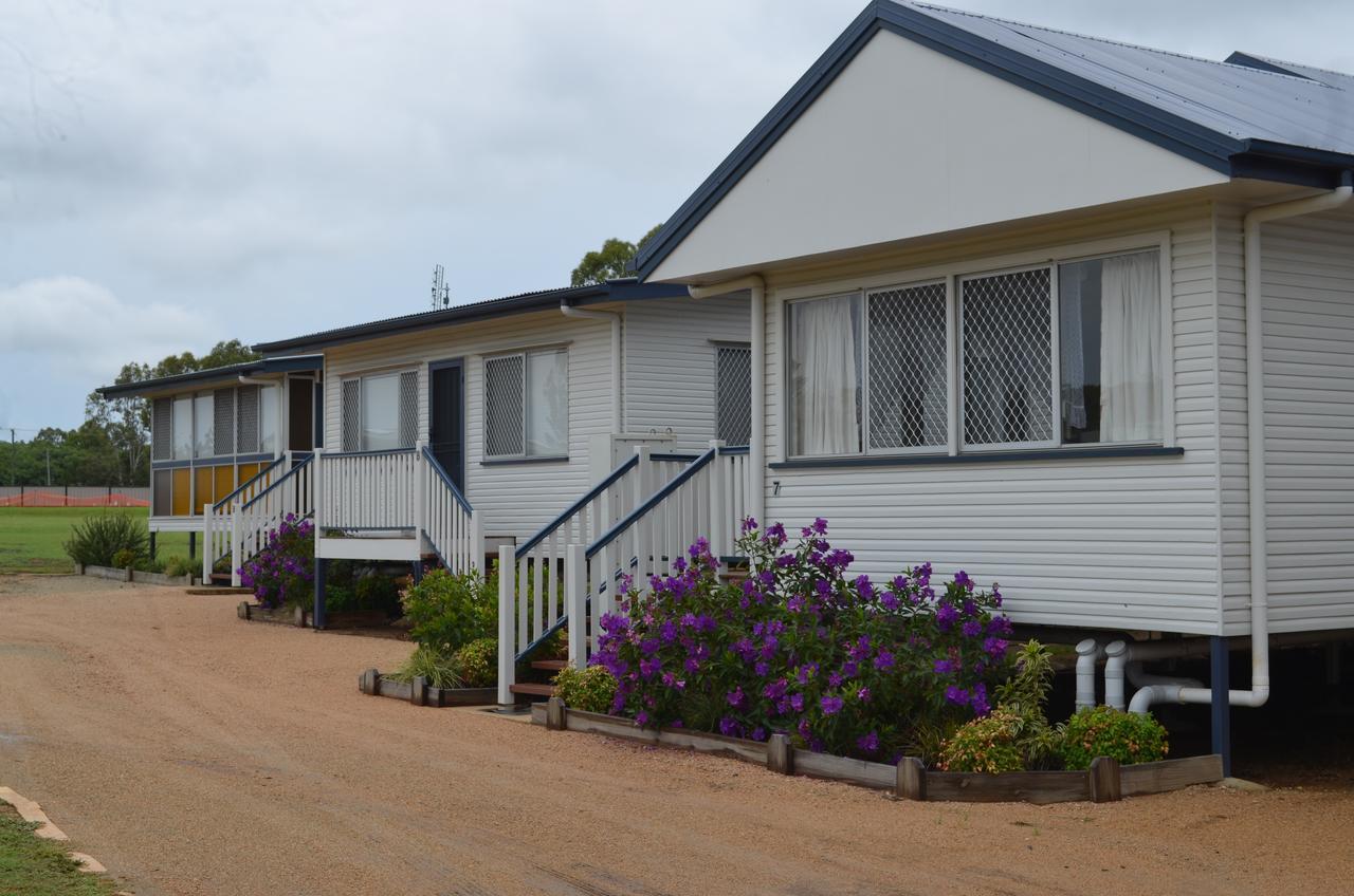 Wondai Accommodation Units And Villas Eksteriør billede